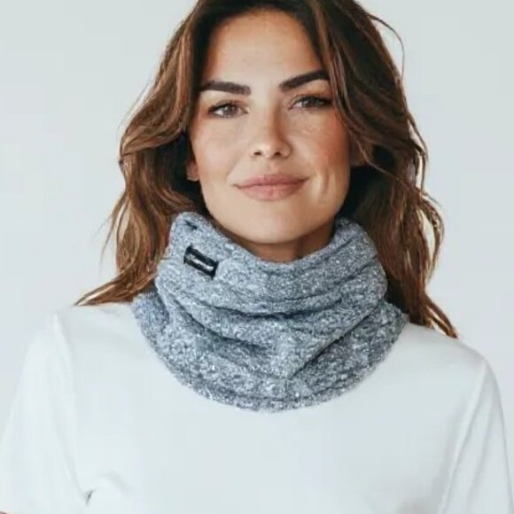 Turtle Fur Carefree Merino Wool Pipe Dream Neck - Picture 1 of 9